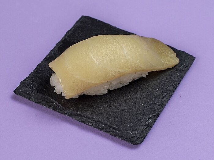 Суши с масляной рыбой