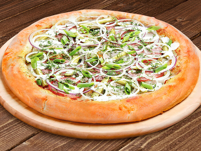 Пицца Деревенская 30 см на классическом тесте
