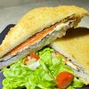 Фото к позиции меню Оши-сэндвич с лососем