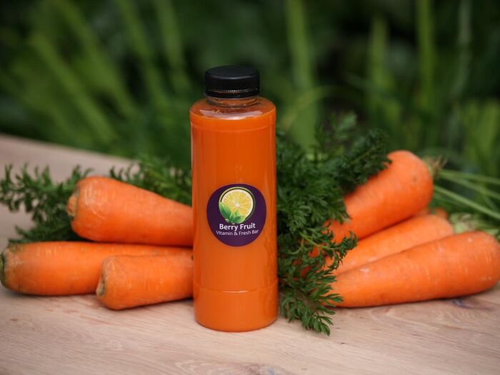 Морковный свежевыжатый сок