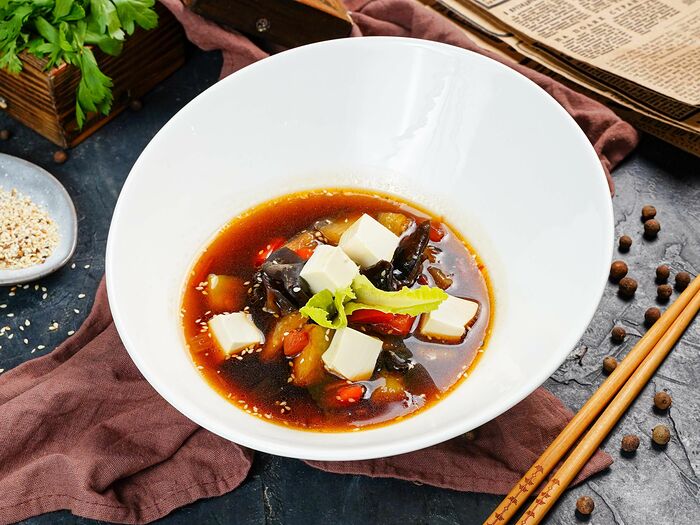 Азиатский овощной суп с сыром тофу