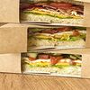 Фото к позиции меню Сэндвич с лососем