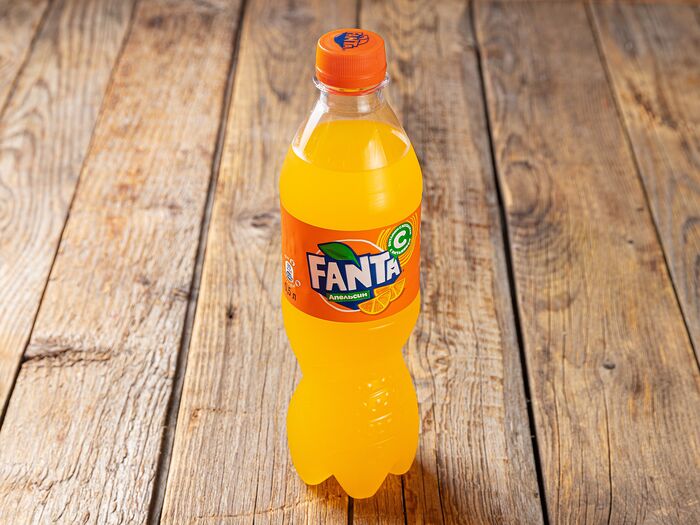 Газированный напиток Fanta M