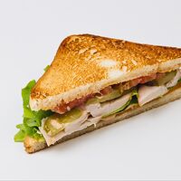 Сэндвич с копченой кур. грудкой