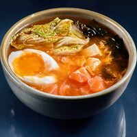 Суп Кимчи с креветками и кальмаром