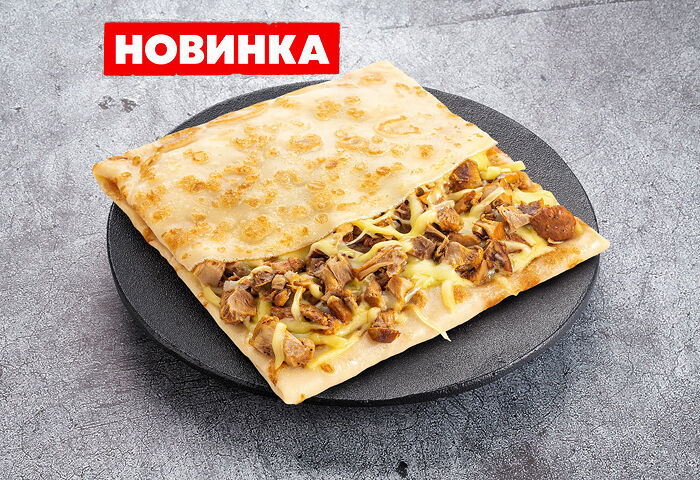 Блин с лисичками и сыром