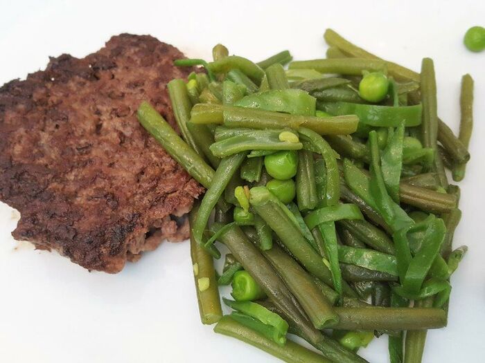 Steak aux haricots verts