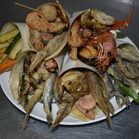 Сет из мини-кульков с морепродуктами и овощами