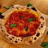 Фото к позиции меню Неаполитанская пицца Пепперони