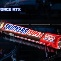 Шоколадный батончик Snickers Super