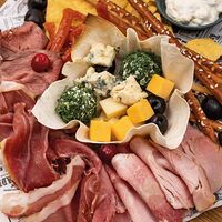 Antipasti Тарелка закусок на двоих